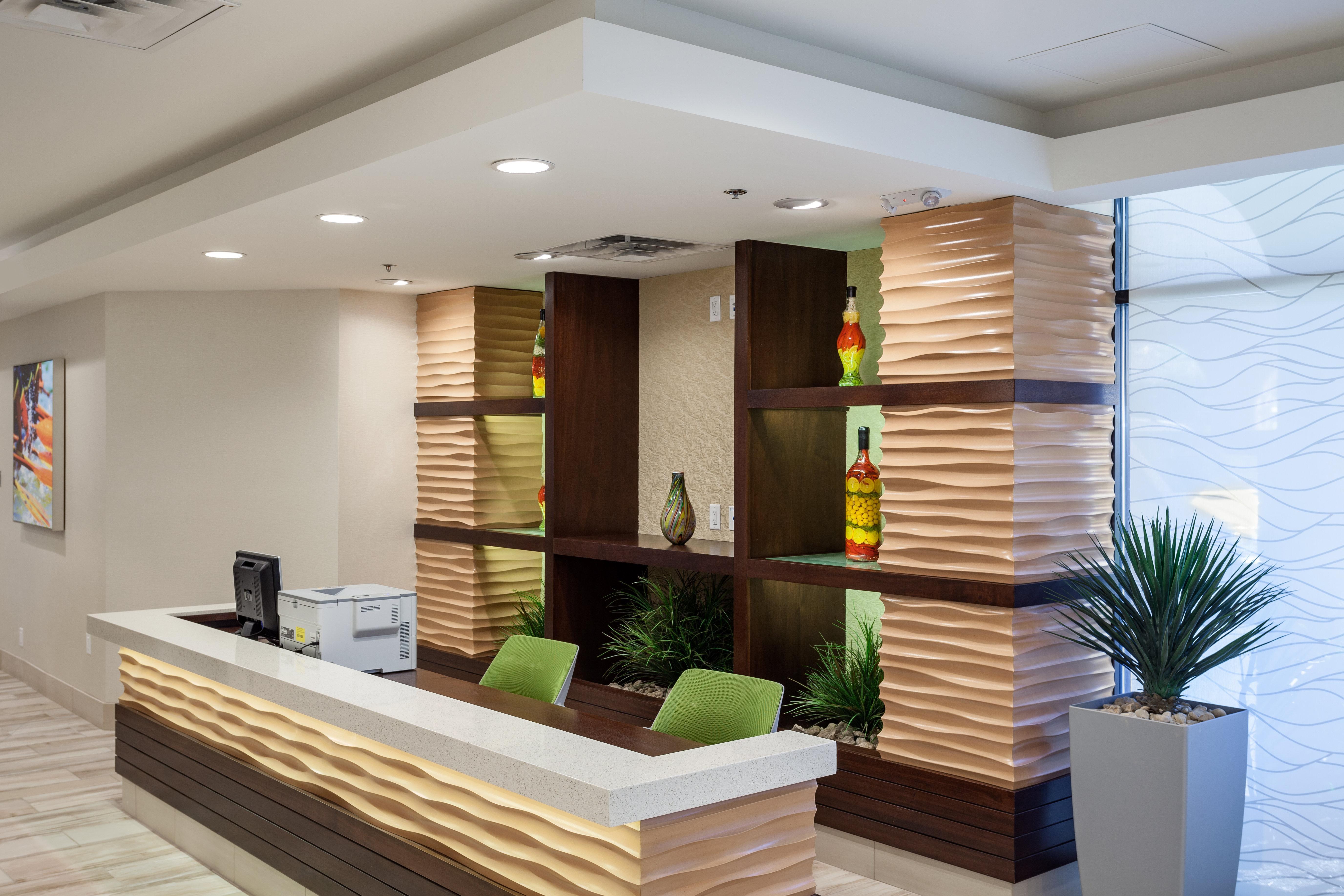 Holiday Inn Austin -Town Lake By Ihg Exterior photo