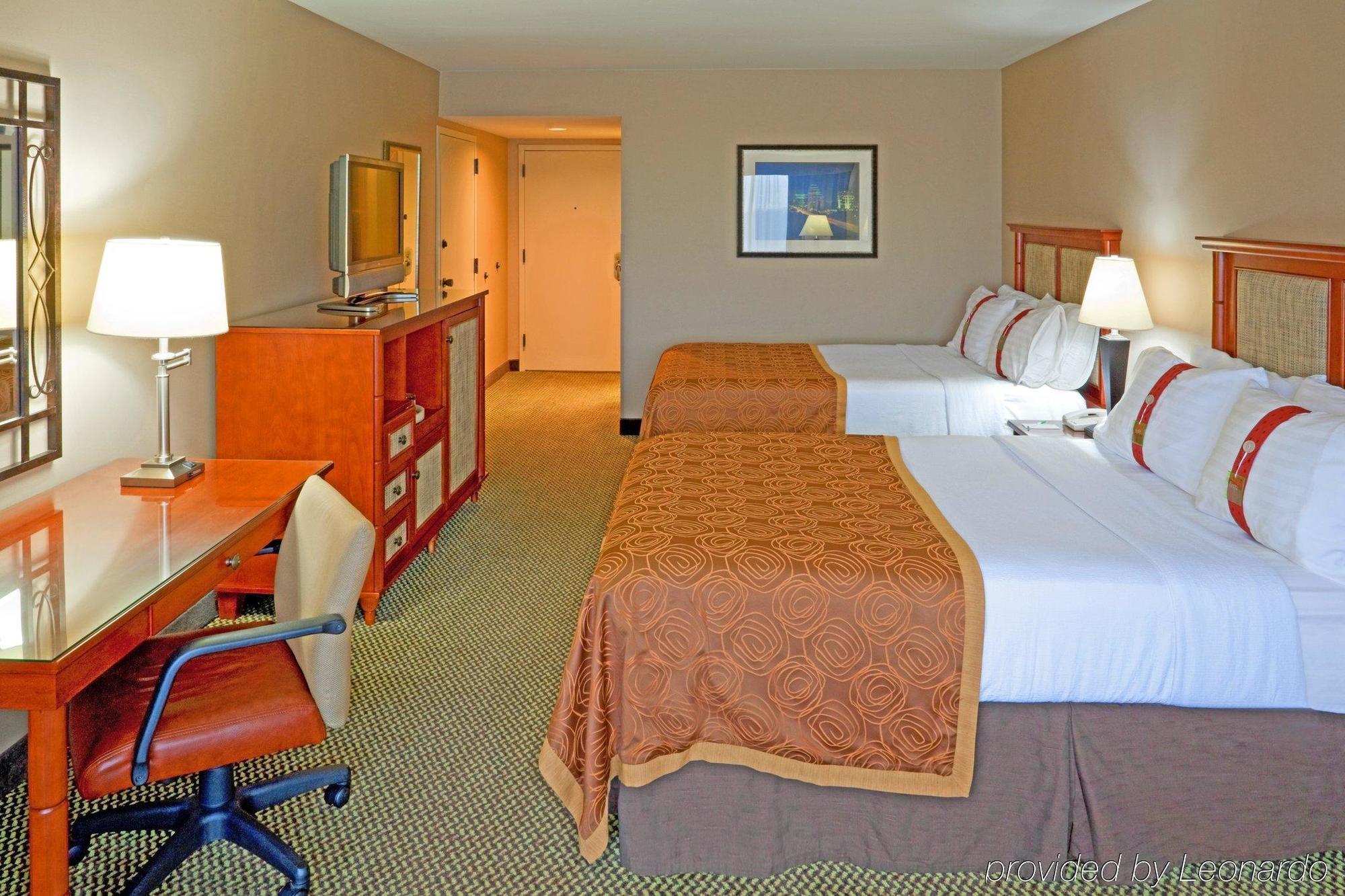 Holiday Inn Austin -Town Lake By Ihg Exterior photo