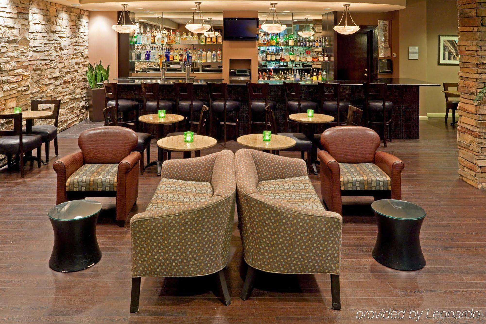 Holiday Inn Austin -Town Lake By Ihg Exterior photo