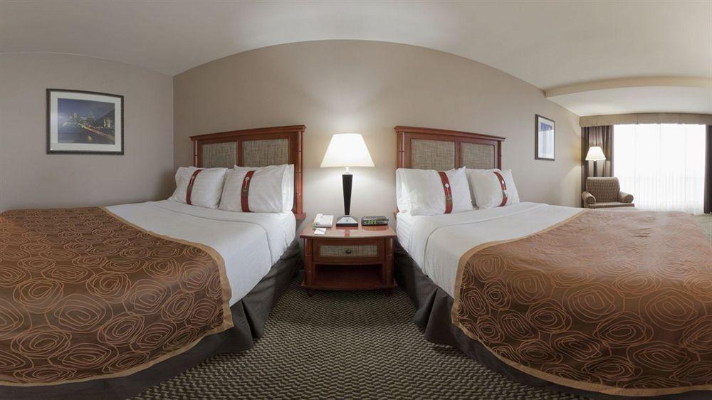 Holiday Inn Austin -Town Lake By Ihg Exterior photo